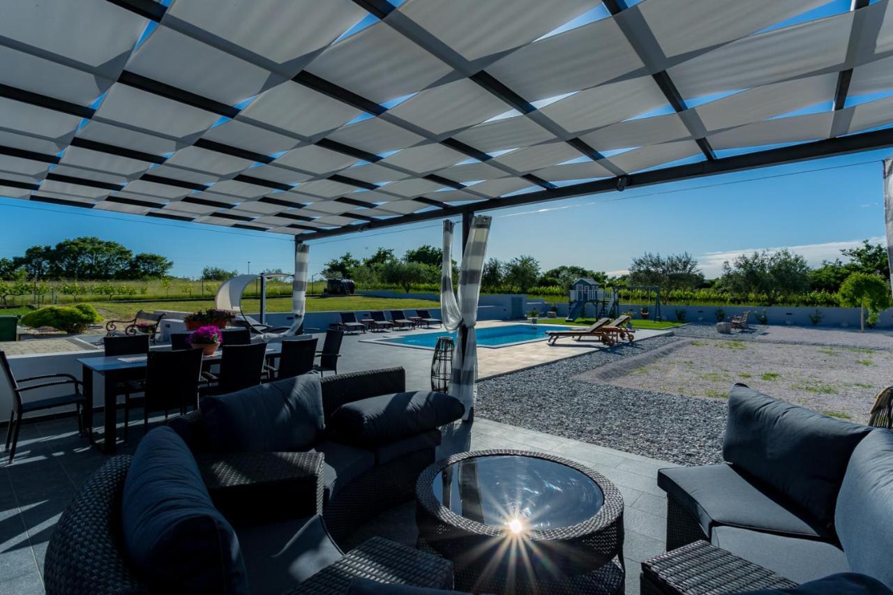 Villa Perini Dvori Donji Zemunik Extérieur photo