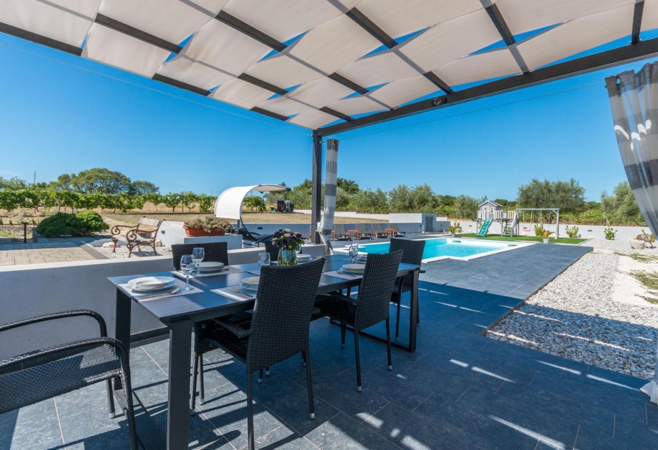 Villa Perini Dvori Donji Zemunik Extérieur photo